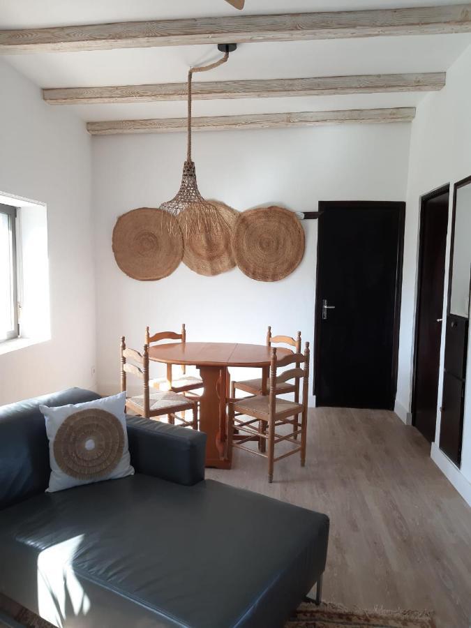Micasadenia Apartment Bagian luar foto