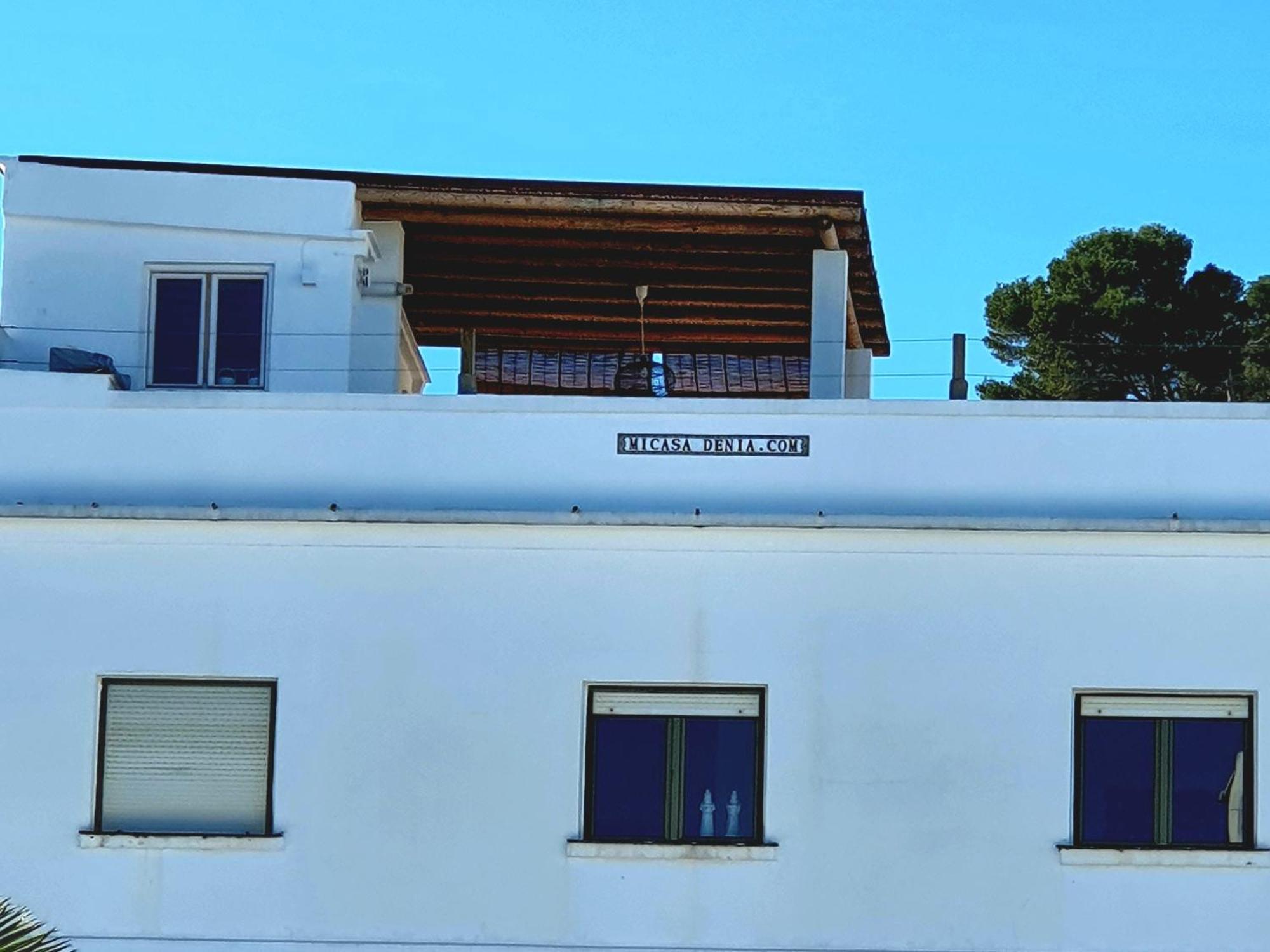 Micasadenia Apartment Bagian luar foto