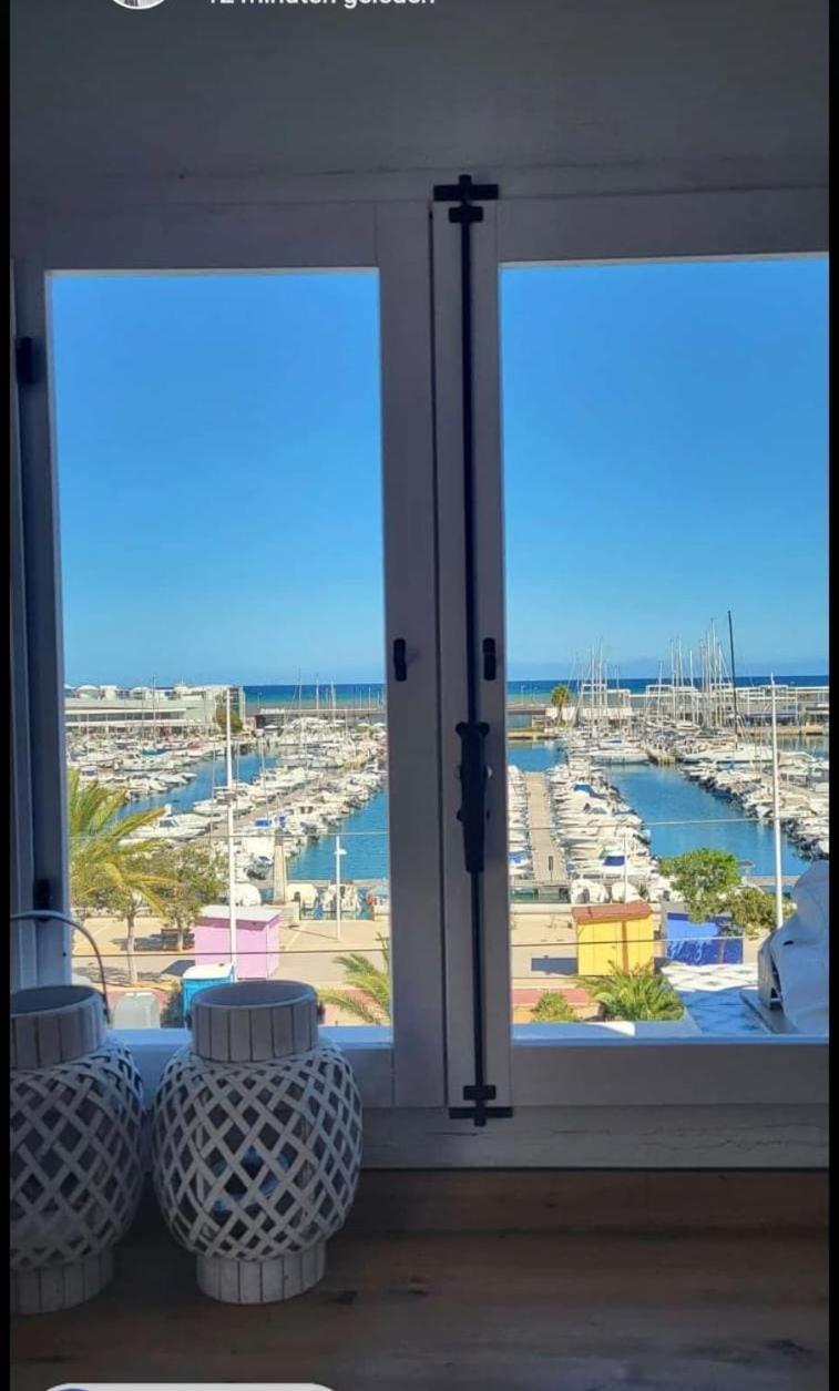 Micasadenia Apartment Bagian luar foto