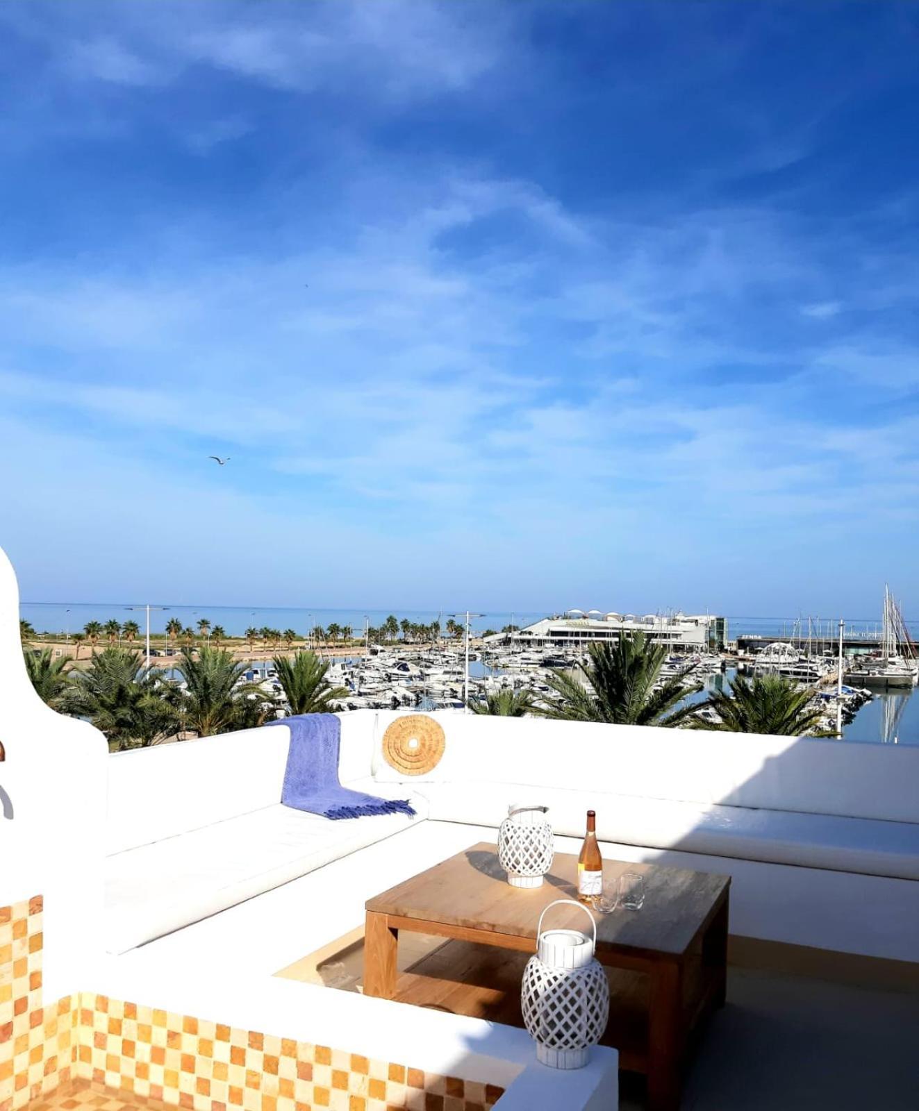 Micasadenia Apartment Bagian luar foto