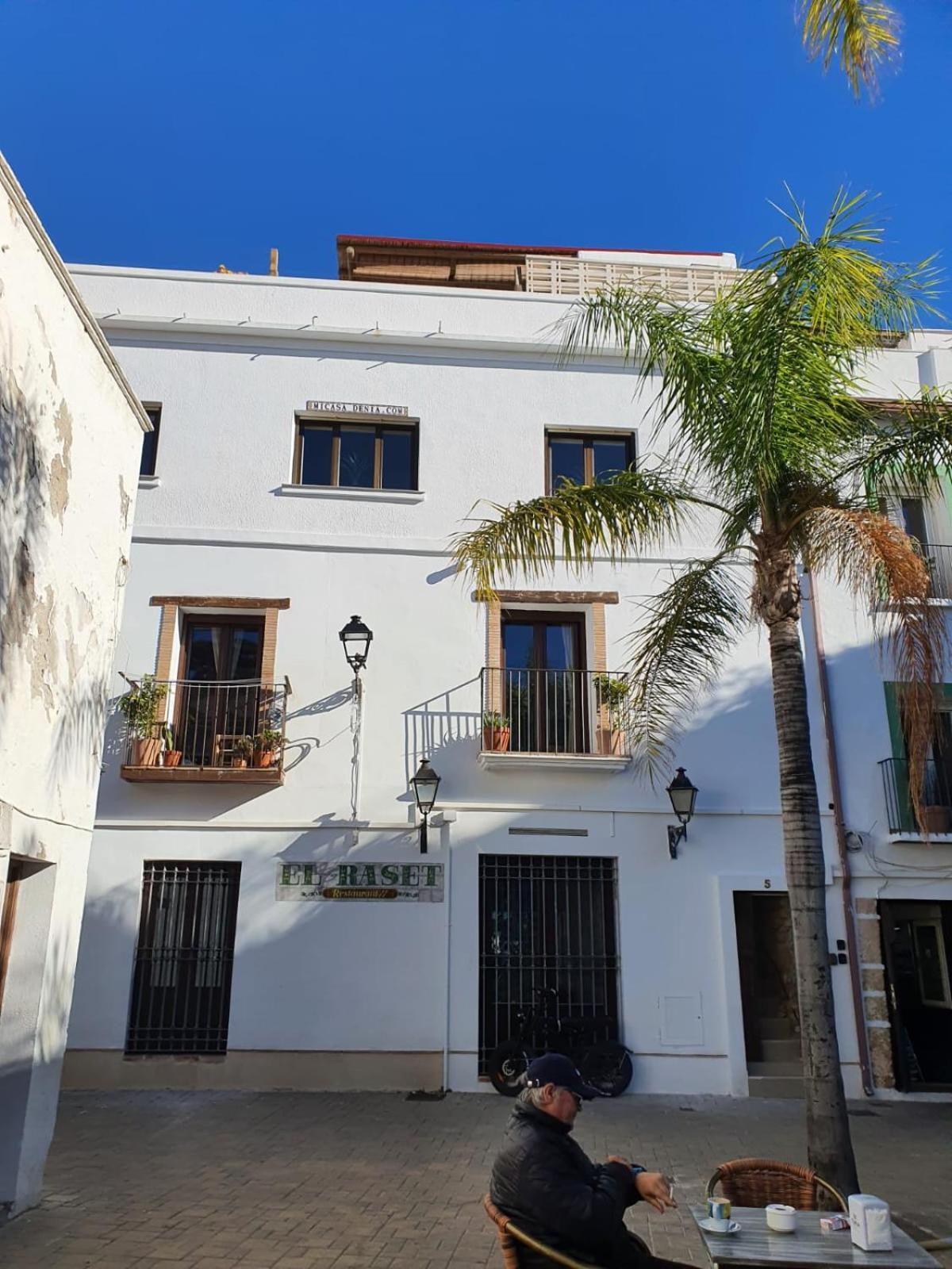 Micasadenia Apartment Bagian luar foto